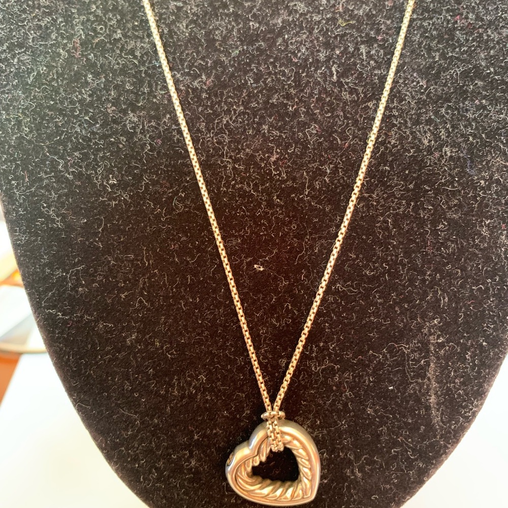 David Yurman necklacee